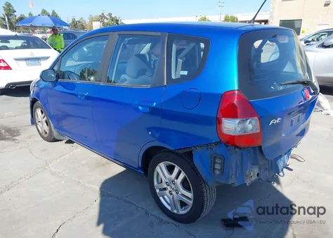 2008 Honda Fit из США, поврежденный, VIN JHMGD38458S017791